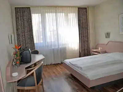 Astoria - 2