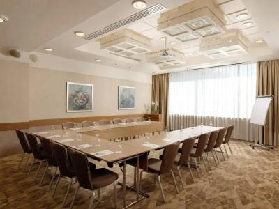Holiday Inn Athens Attica Av, Airport w., An Ihg - 11