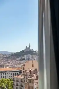 Toyoko Inn Marseille Saint Charles - 80