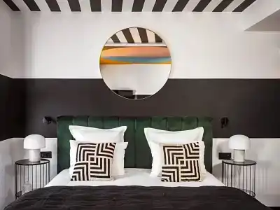 Maisons du Monde Hôtel & Suites - La Rochelle Vieux Port - 80