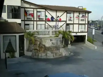Jolly Roger - 0