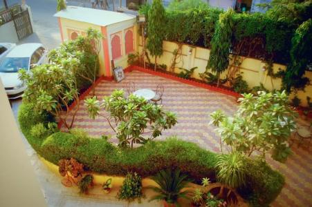 h r Palace - 13