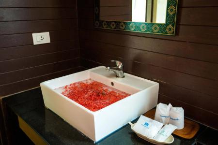 Phi Phi Andaman Beach Resort-Sha Plus - 7