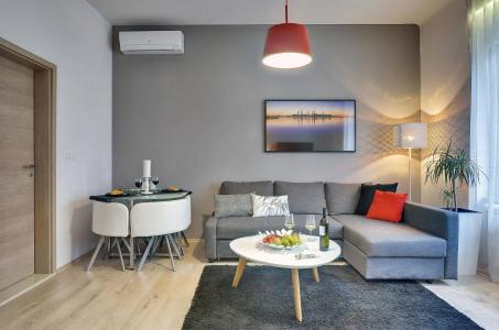 d&a Center  With Free Parking - 11