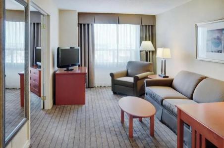 Holiday Inn & Suites Kanata, an IHG - 90