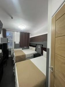 Plaza London - 107