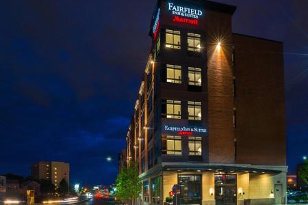 Fairfield Inn & Suites by Marriott Boston - 36