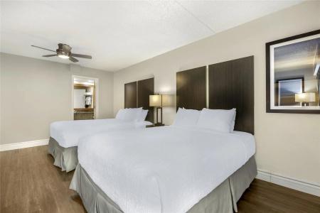 Best Western Pier Point Inn - 46