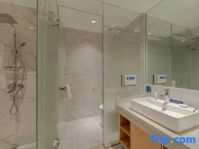 Microtel by Wyndham Lijiang - 40
