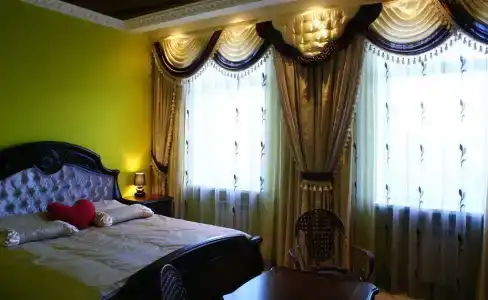Королевский двор - 0