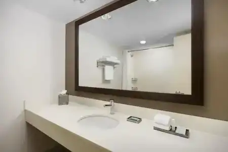 Courtyard by Marriott Fort Lauderdale North/Cypress Creek - 53