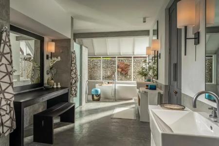 Four Seasons Resort Maldives at Landaa Giraavaru - 90
