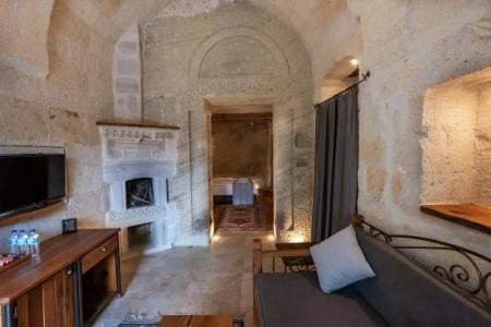 Sarnich Cave Suites - 97