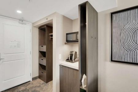 Hilton Garden Inn Toronto/Brampton - 52