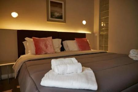 The Roman Empire Guesthouse - 79