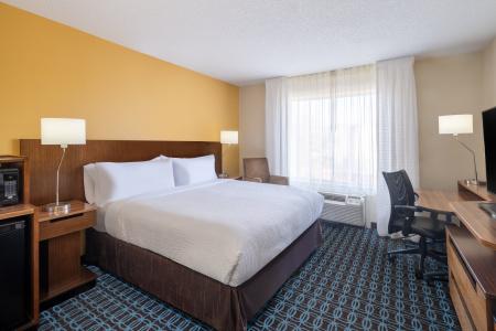 Fairfield Inn West - 5