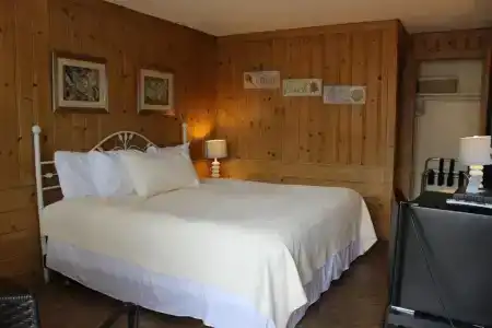 Town & Beach - 18