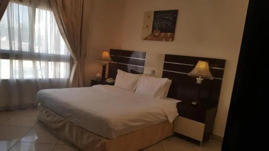 Boulevard City Suites - 10
