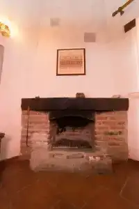 Linos Inn - 9