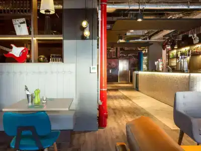 ibis Styles Glasgow Central - 17