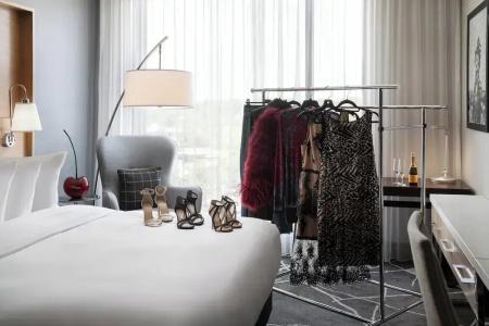 The Jacquard, Autograph Collection - 89