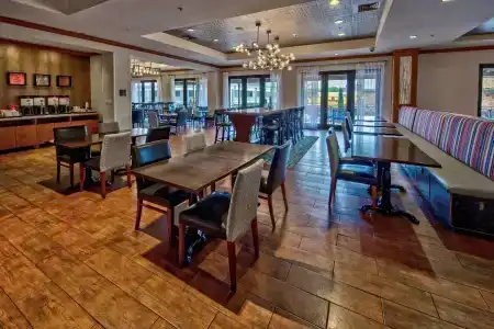 Hampton Inn & Suites Austin-Downtown/Convention Center - 34