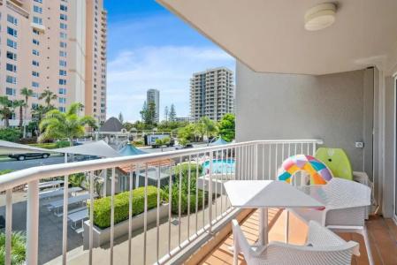 Markham Court - 43