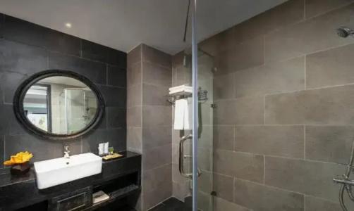 Shining Riverside & Spa - 110