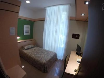 Le Petit - 21