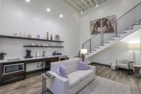Studio 154 Luxury - 168
