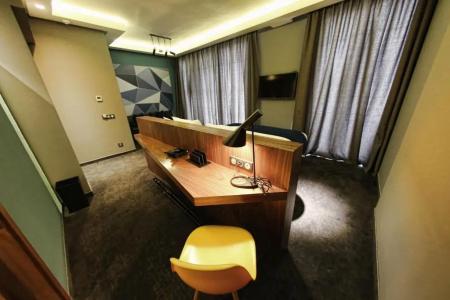 Boutique Gauthier - 144