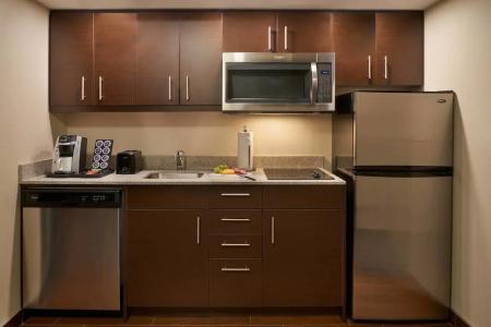 TownePlace Suites by Marriott - 25