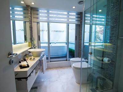 1828 Smart Boutique - 113