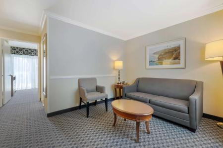 Best Western Plus Marina Shores - 89