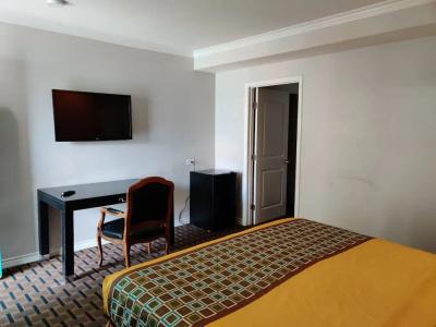 Lyfe Inn & Suites By Aga - Lax Airport - 42