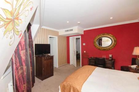 Boutique Monaco - 41