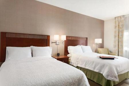 Hampton Inn - Colchester - 42