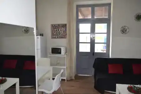 St. Lazaros Studios - 27