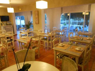 Hôtel Restaurant Athena - 19