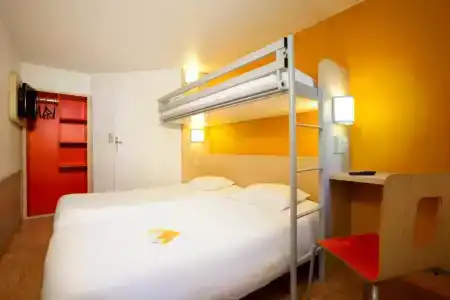 Premiere Classe Toulouse Sesquières - 31