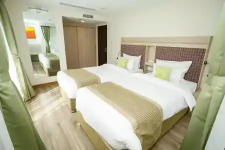 Crowne Imperial - 83