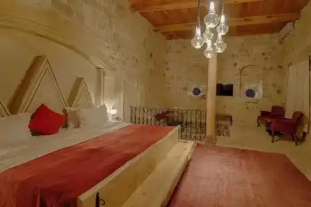 Taru Cave Suites - 140