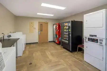 Extended Stay America Suites - - Midtown - 17