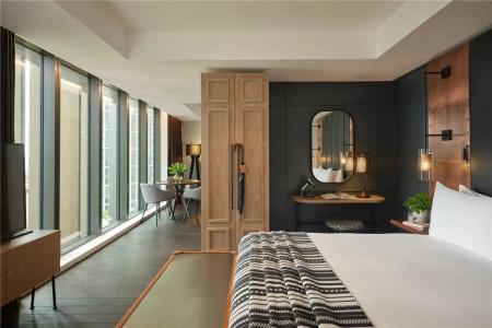 The Gantry London, Curio Collection By Hilton - 41