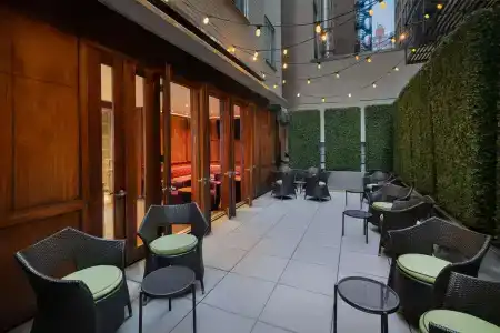 Best Western Premier Herald Square - 23