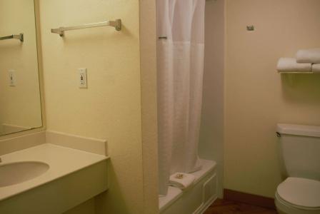 La Quinta Inn by Wyndham Austin Capitol / Downtown - 7