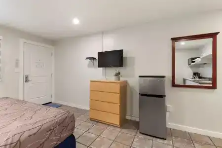Oasis Inn - 42