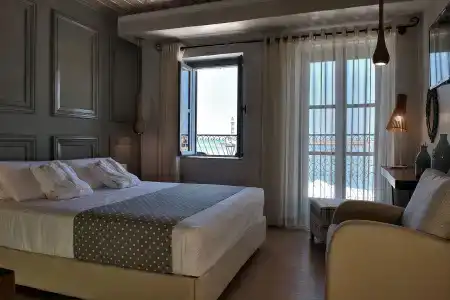 Elia Zampeliou - 24