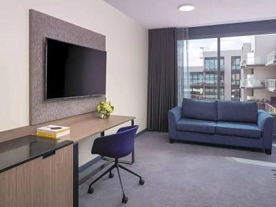 Novotel - 85
