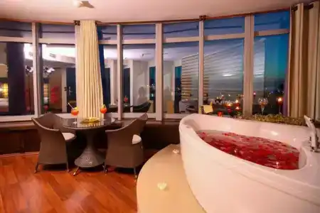 Vlora International - 67